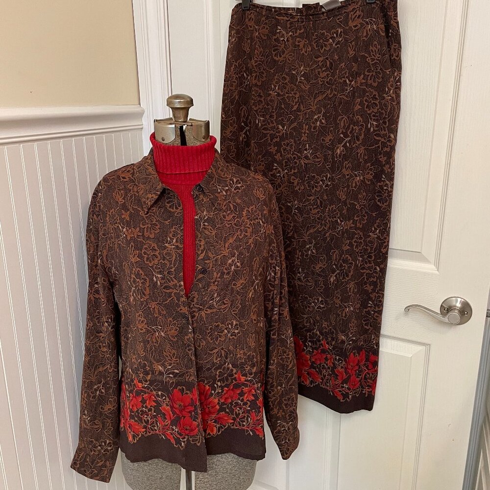 EMMA JAMES MATCHING BLOUSE AND SKIRT WITH BORDER, BLOUSE SIZE 14, SKIRT SIZE 12